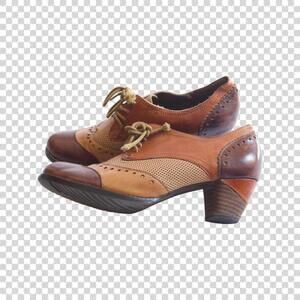 Women's Tan and Brown Oxford